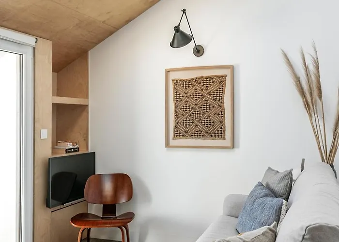 Mare Cheia: And Surf 2 Apartament